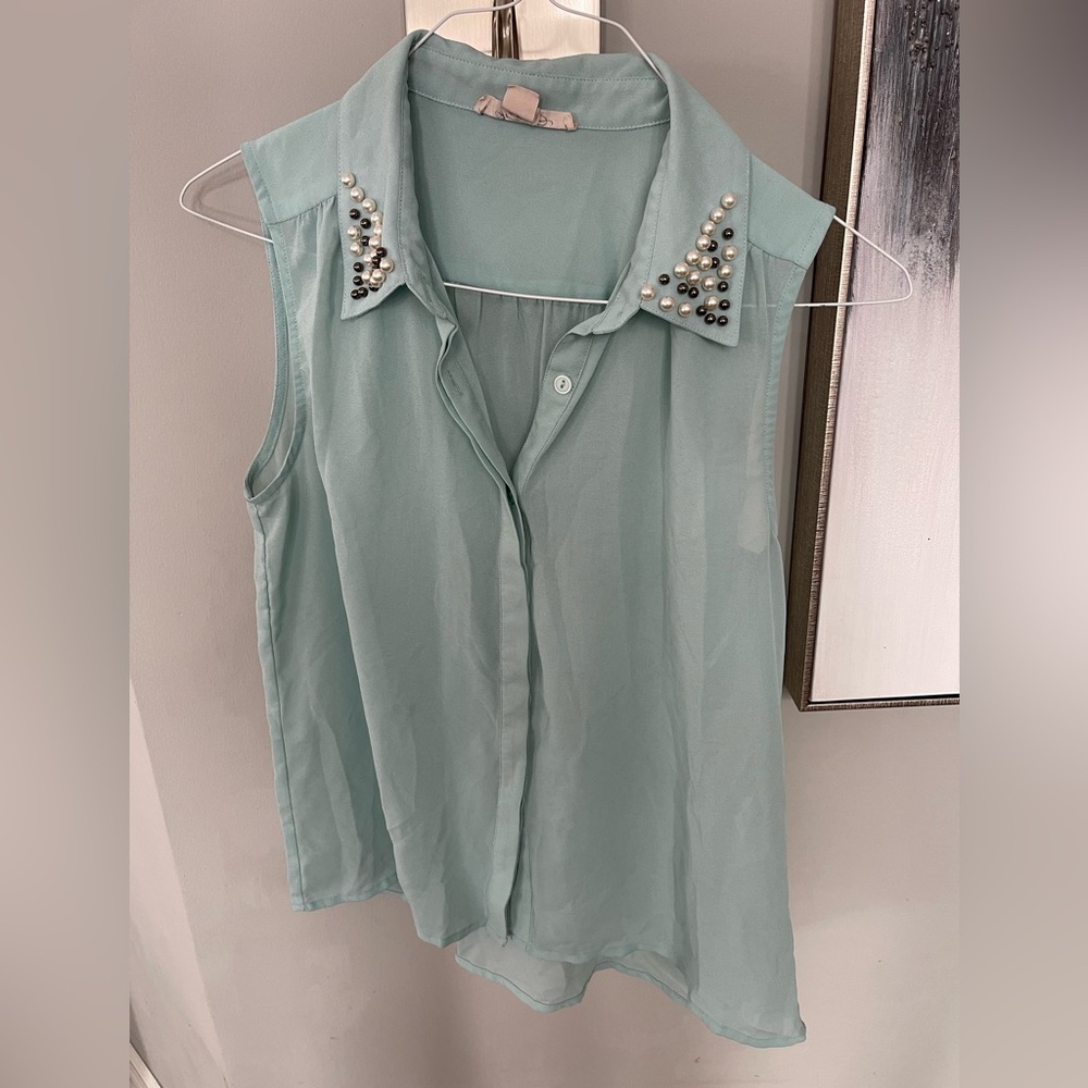 Sleeveless Aqua Top with Pearl Accents